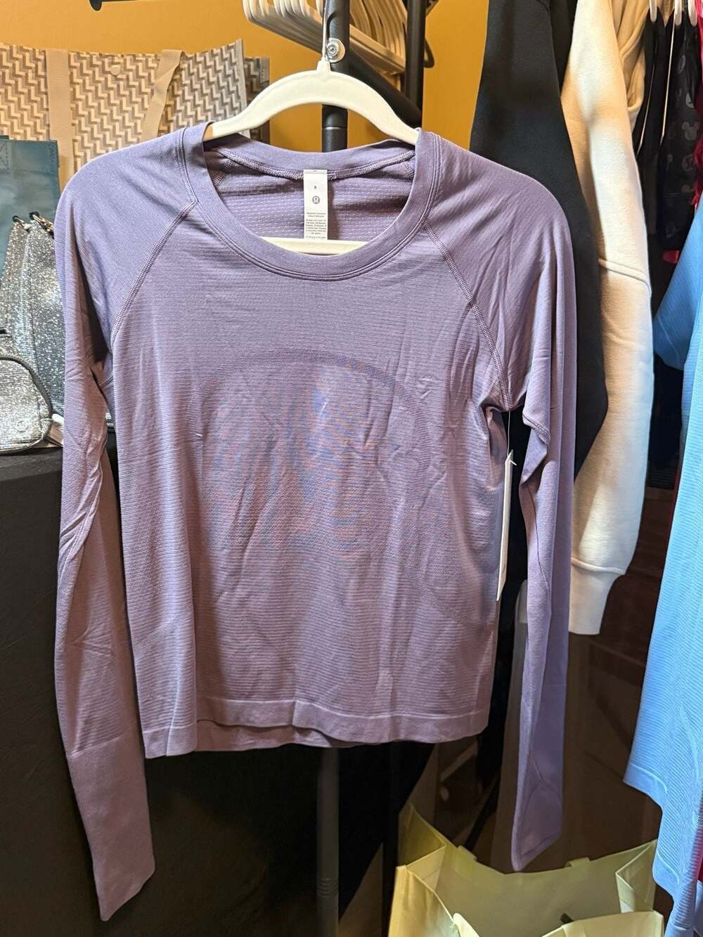 Lululemon Swiftly Tech Long Sleeve Shirt 2.0 *Race Length Size 8